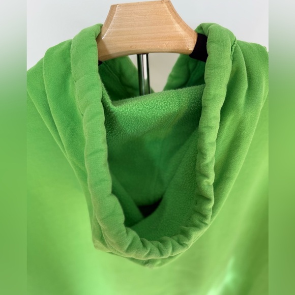 American Eagle Outfitters Green Graphic Hoodie XLT Athletic Fit - Picture 4 of 5